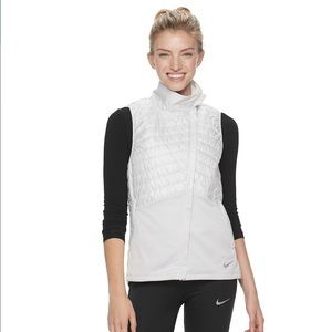 Women's Nike Essential Running Vest - NWT